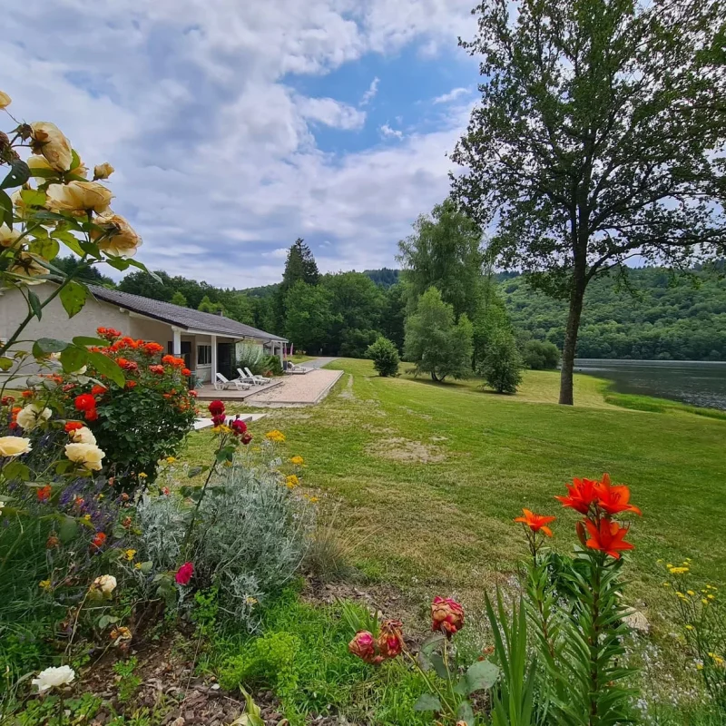 gîtes les Combelles - Saint-Hilaire-les-Courbes - Corrèze